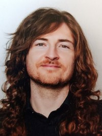 Dr. Daniel Schneider